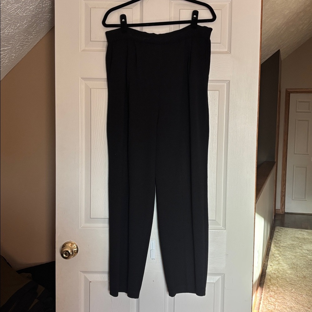 St. John Collection by Marie Gray Black Pants